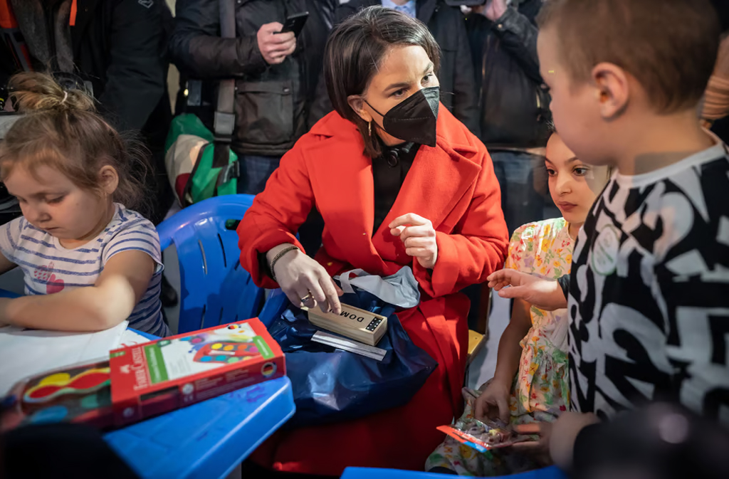 annalena baerbock kinder adoptiert